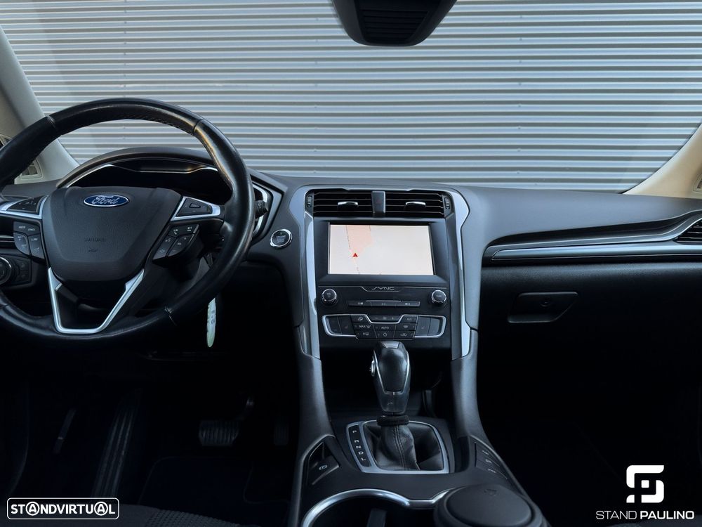 Ford Mondeo SW 2.0 HEV Titanium - 21