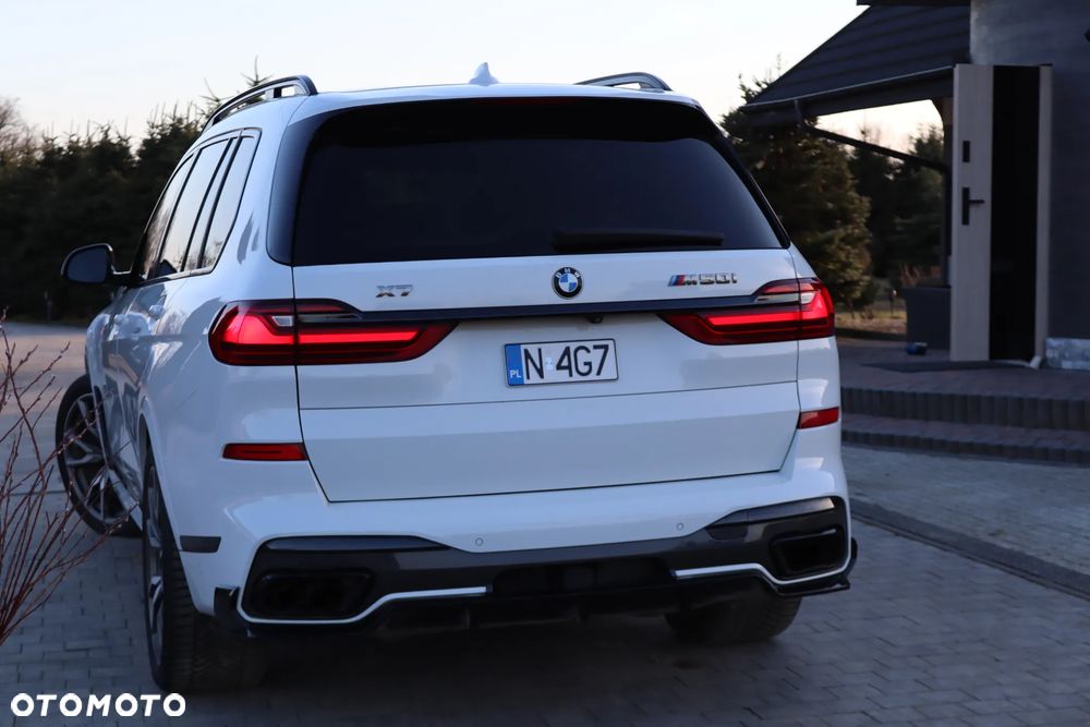 BMW X7 M50i sport - 9