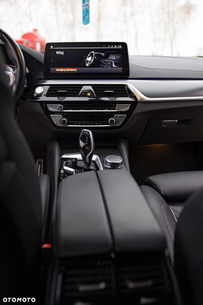 BMW Seria 5 520d MHEV - 7