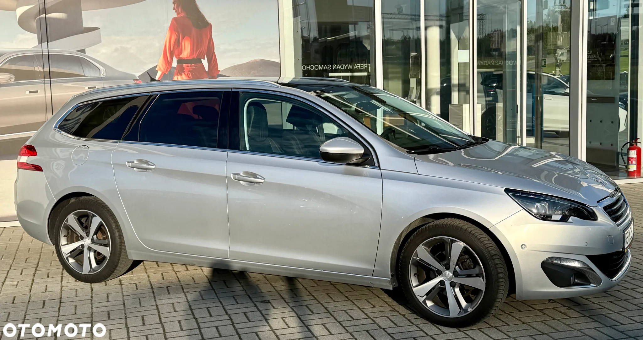 Peugeot 308 1.2 PureTech GPF Allure Pack S&S - 4