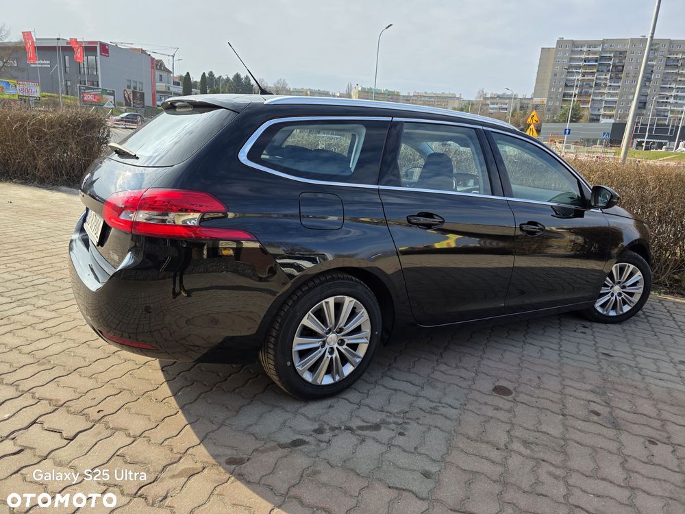 Peugeot 308 BlueHDi 130 Stop & Start Allure Pack - 24