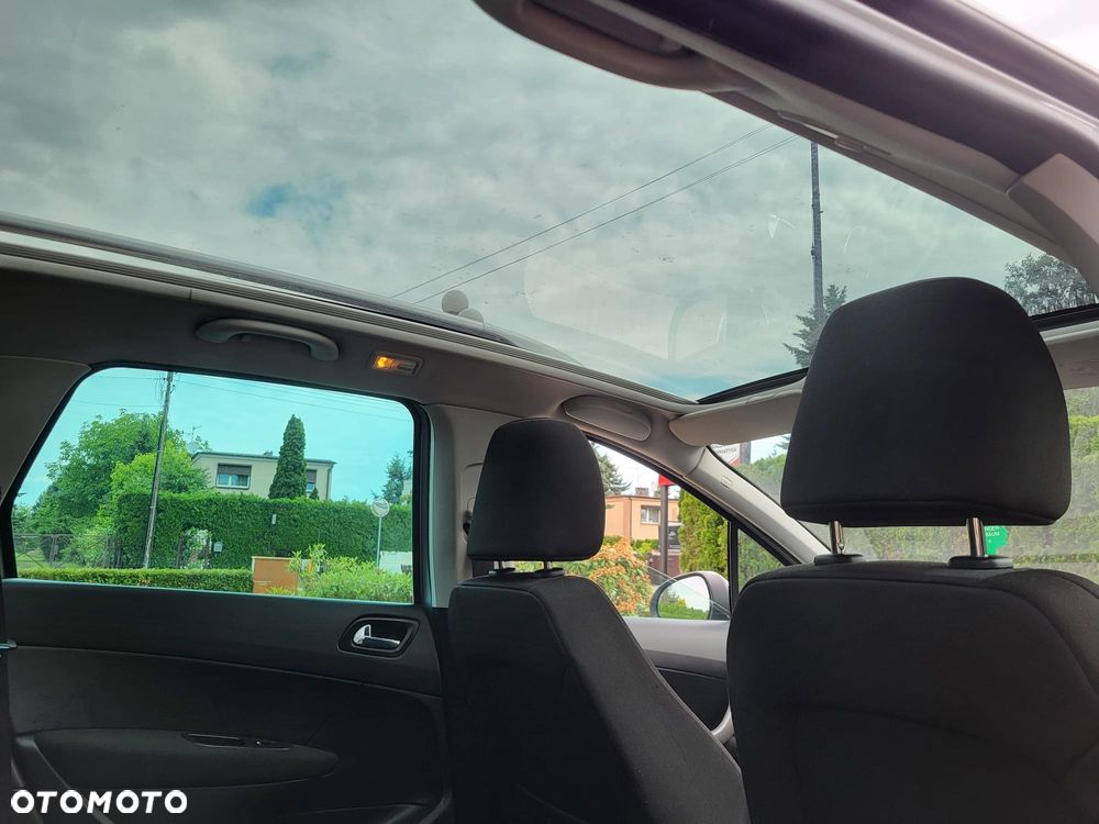 Peugeot 308 120 VTi Allure - 12