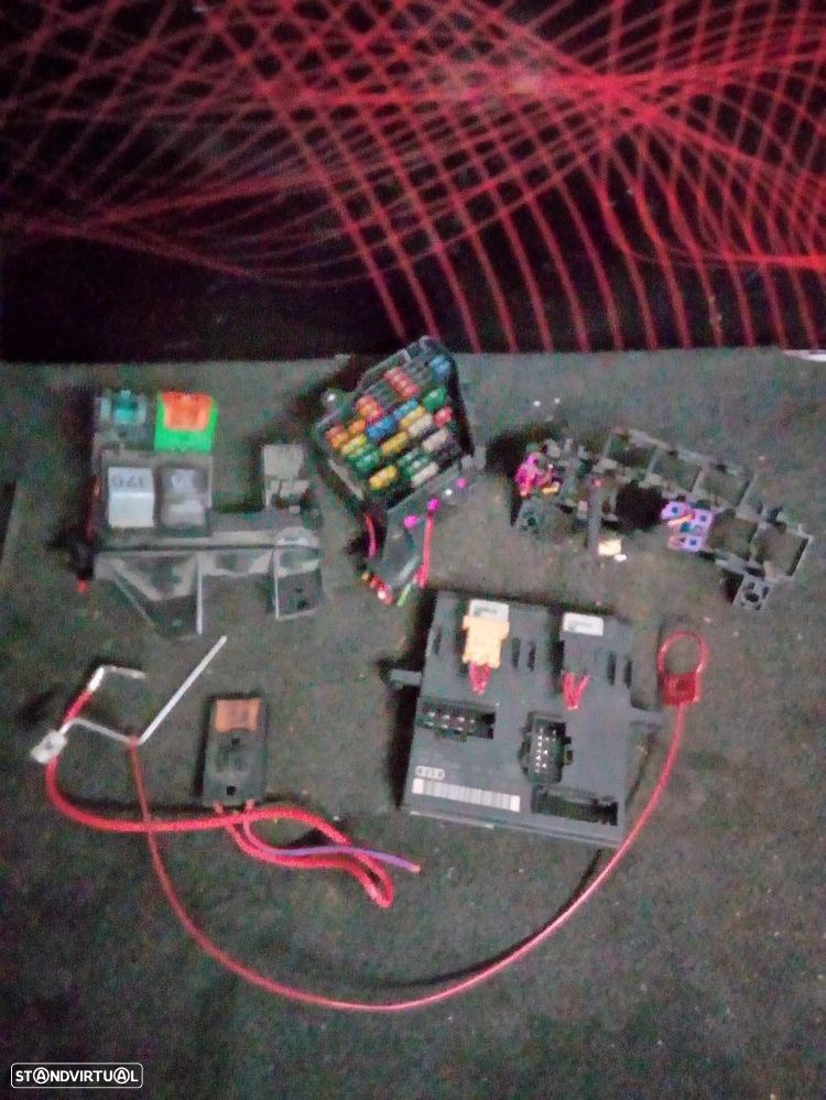 Caixa De Fusíveis Audi A4 (8E2, B6) - 1