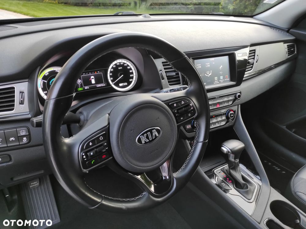 Kia Niro 1.6 GDI Hybrid L - 10