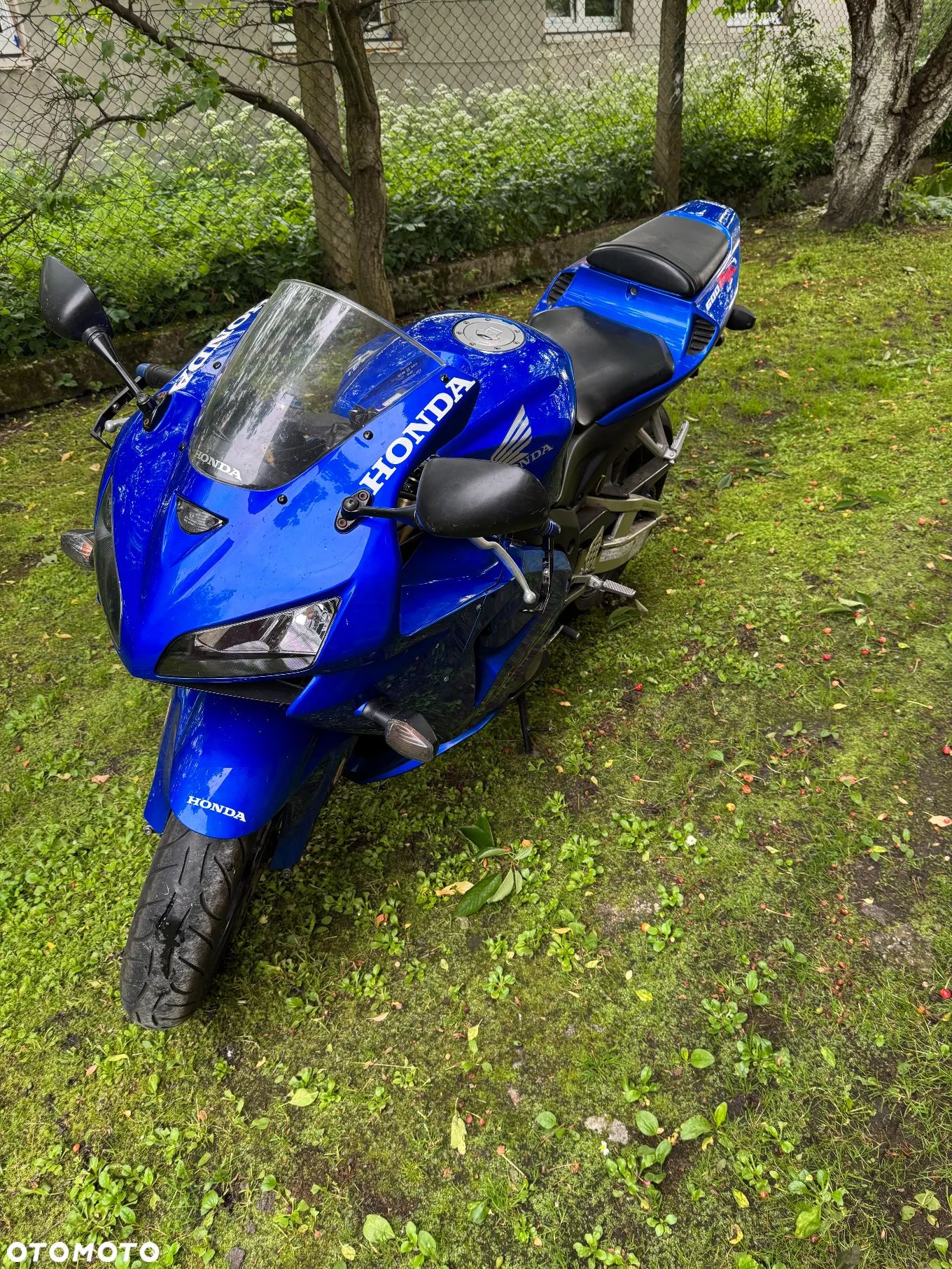 Honda CBR - 1