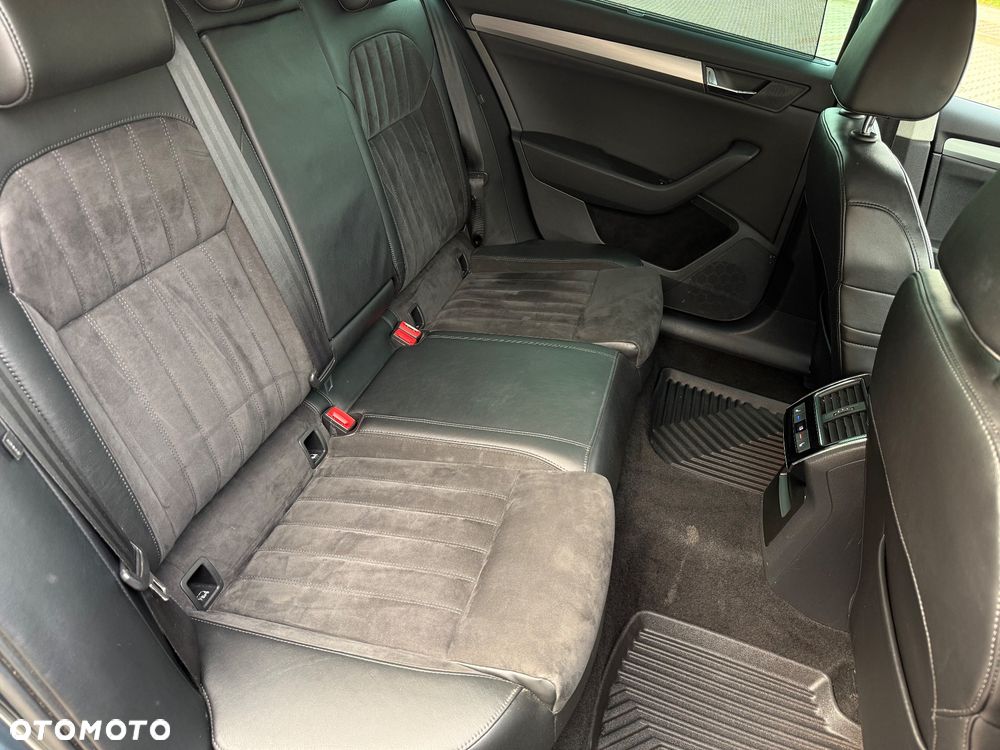 Skoda Superb 1.6 TDI DSG Ambition - 23