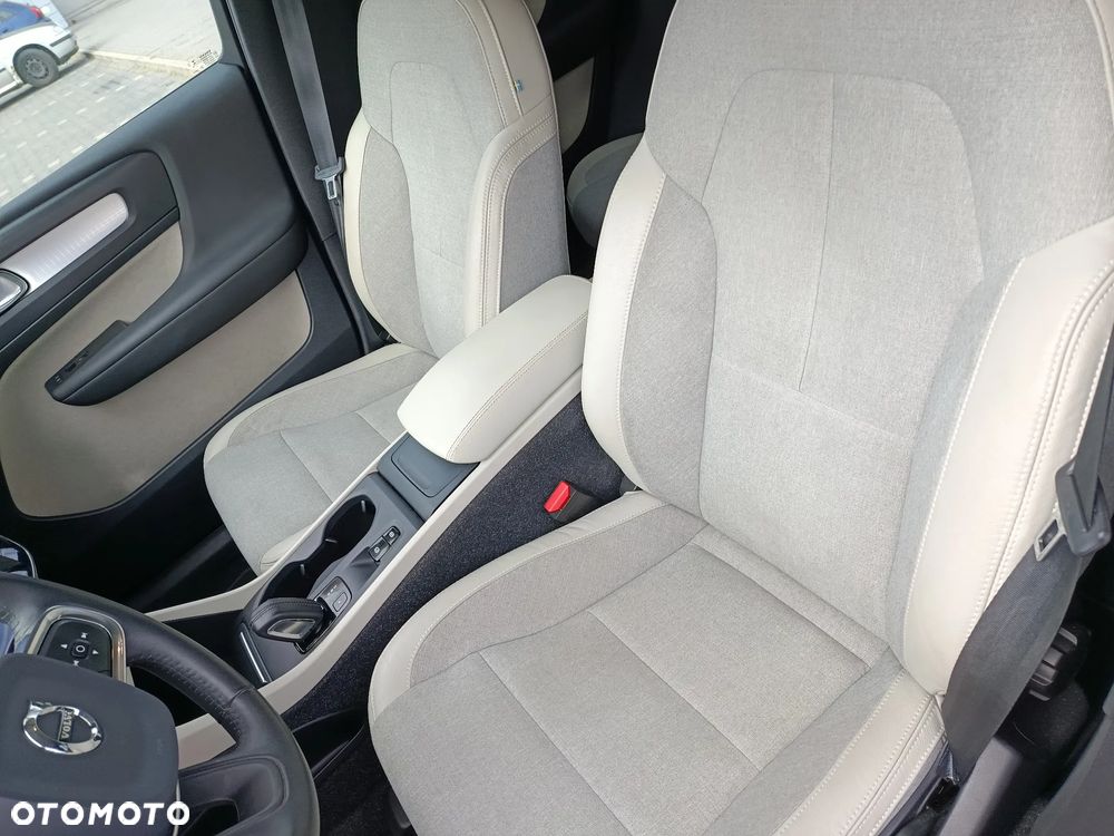 Volvo XC 40 D3 Momentum Pro - 17