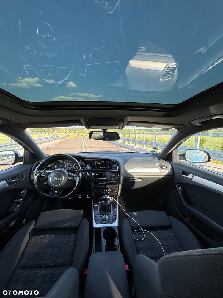 Audi A4 Avant 2.0 TDI - 17
