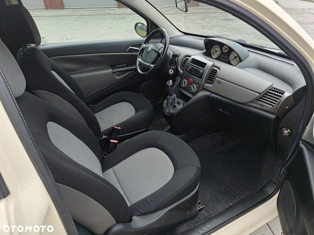 Lancia Ypsilon 1.3JTD Platino - 6