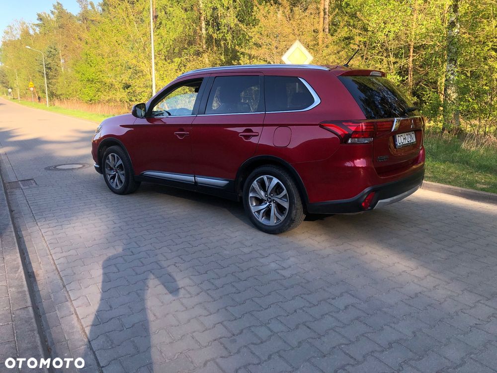 Mitsubishi Outlander ver-2-0-intense-plus-4wd-cvt - 3