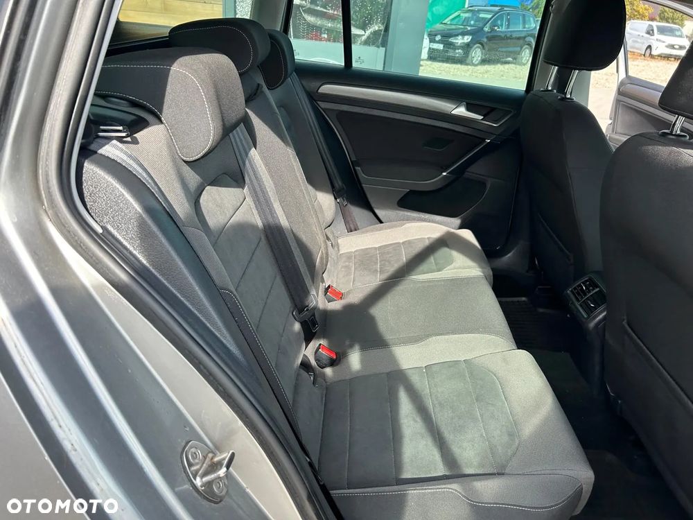 Volkswagen Golf 1.6 TDI SCR Comfortline - 18
