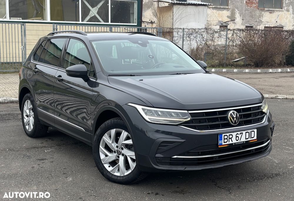 Volkswagen Tiguan 2.0 TDI 4Motion DSG BMT Sport & Style - 2