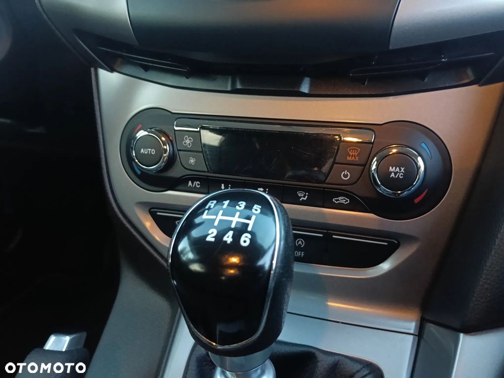 Ford Focus 1.0 EcoBoost STart-Stopp-System TITANIUM - 19