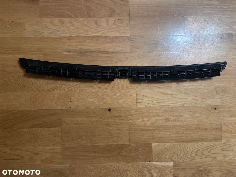 Kratka nawiewu podszybia deska rozdzielcza nawiew szyby VW Golf VII 7 - 2