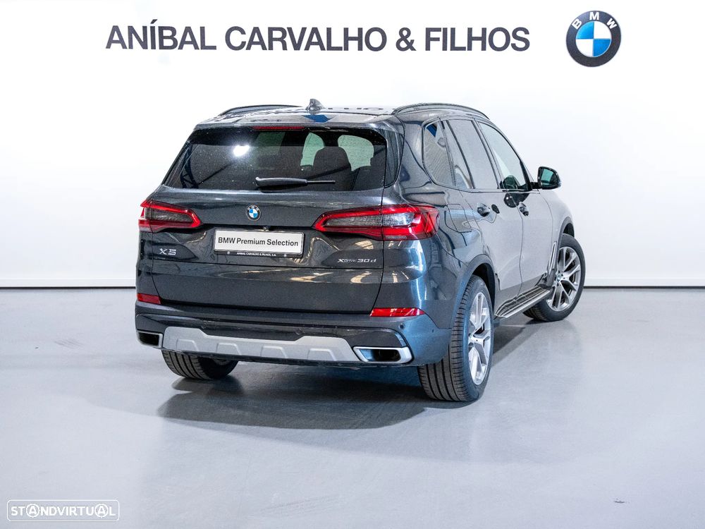 BMW X5 30 d xDrive xLine - 4