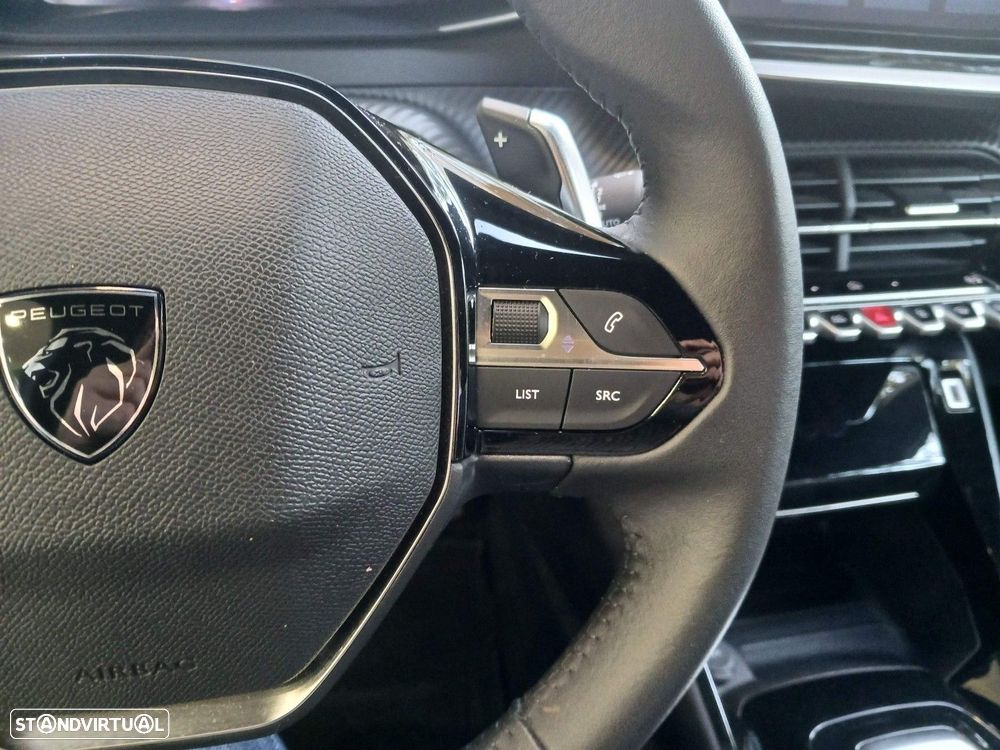 Peugeot 2008 1.2 Hybrid Allure e-DCS6 - 26