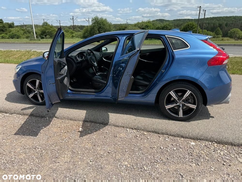 Volvo V40 D2 Drive-E R-Design Momentum - 18
