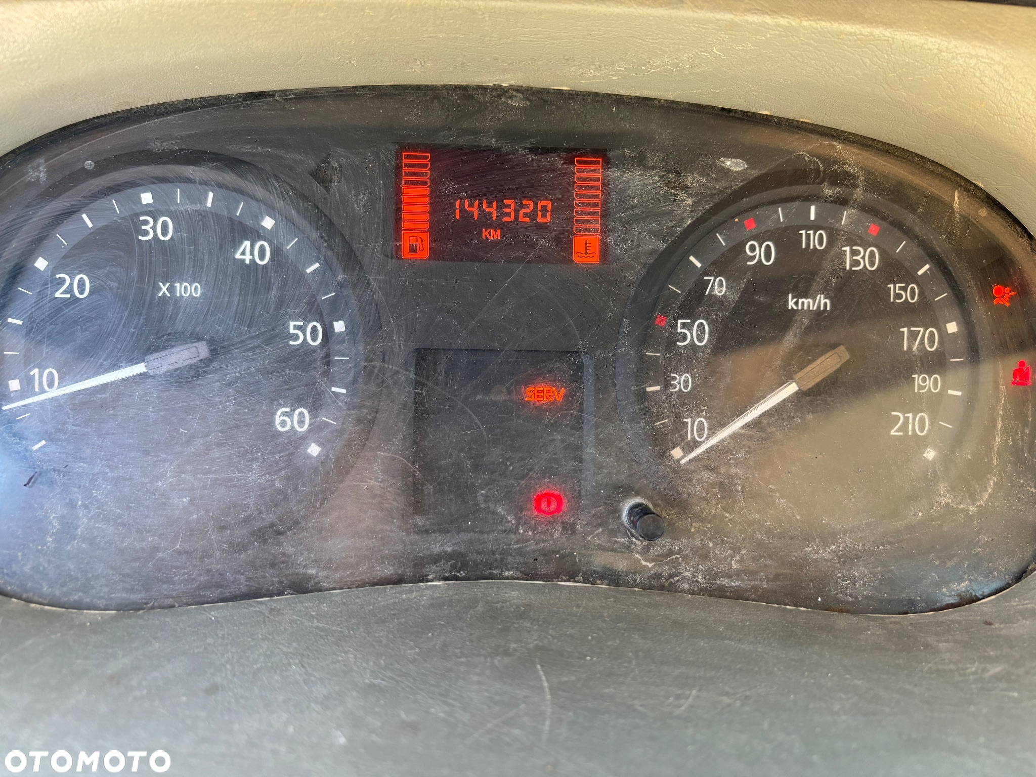 Renault Trafic - 8