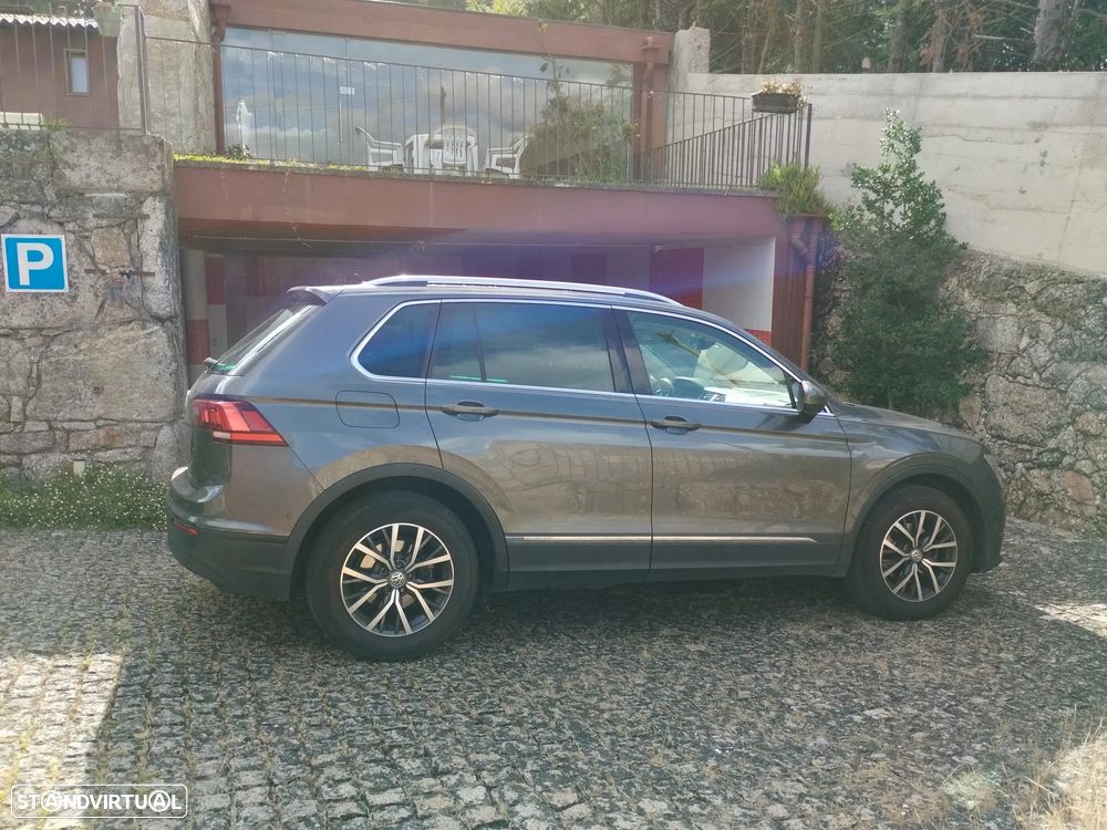 VW Tiguan 2.0 TDI Confortline - 4