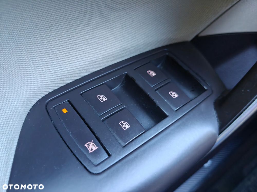 Opel Vectra 1.8 Elegance - 34
