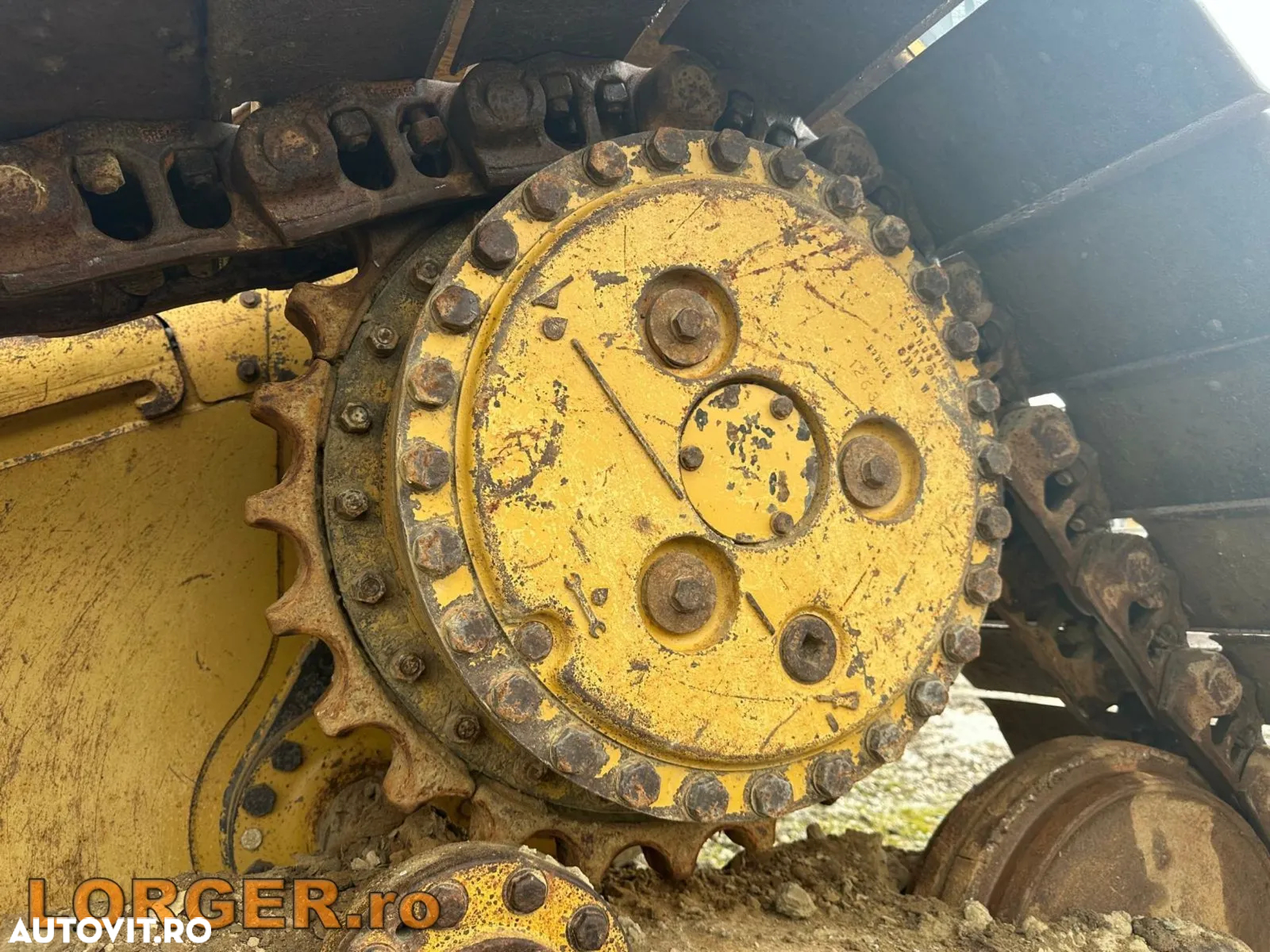 Caterpillar D6M LGP - 9
