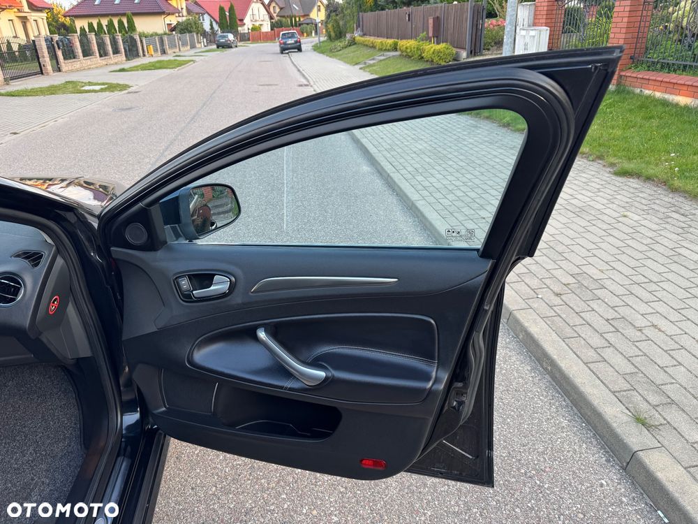 Ford Mondeo 2.0 TDCI Titanium S - 34