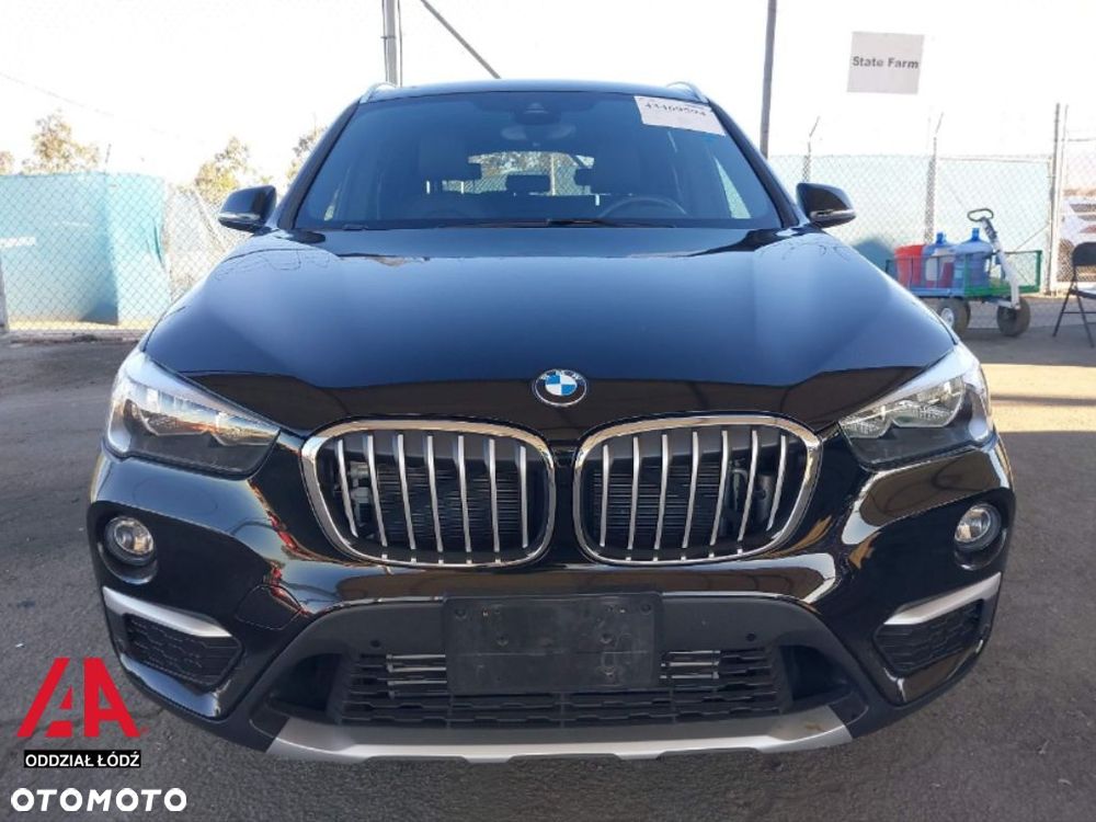 BMW X1 - 15