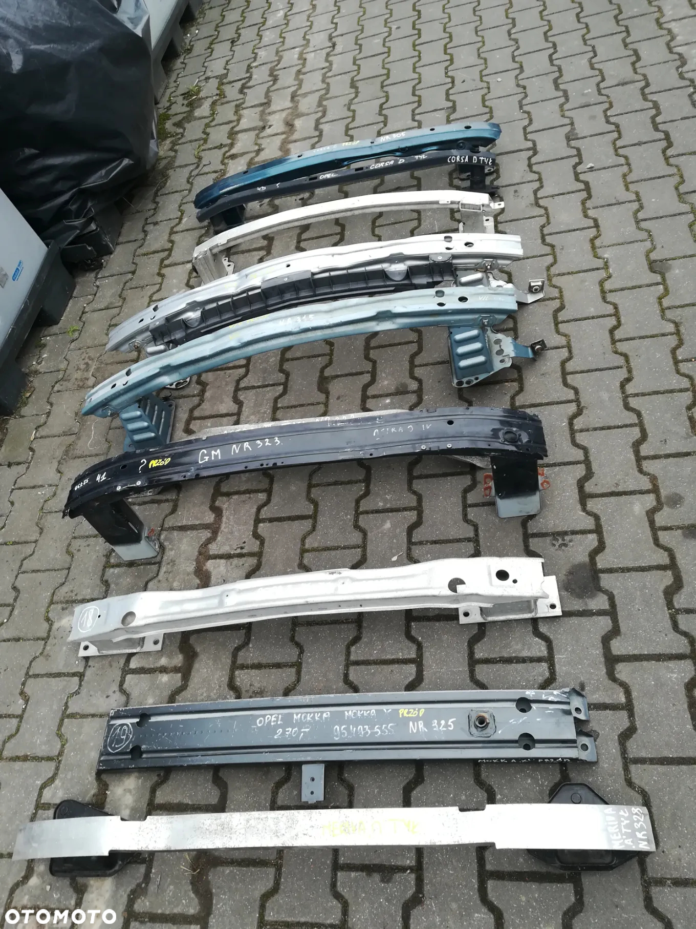 BELKI ZDERZAKA OPEL PRZÓD TYŁ - 2