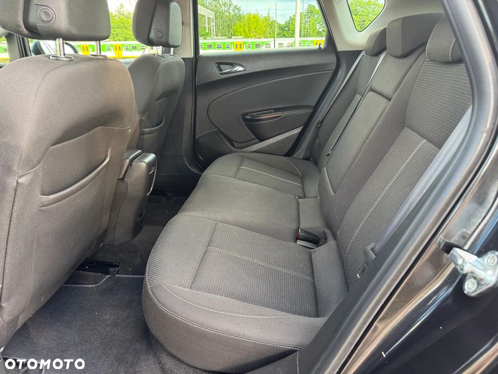 Opel Astra 1.4 Turbo Exklusiv - 15