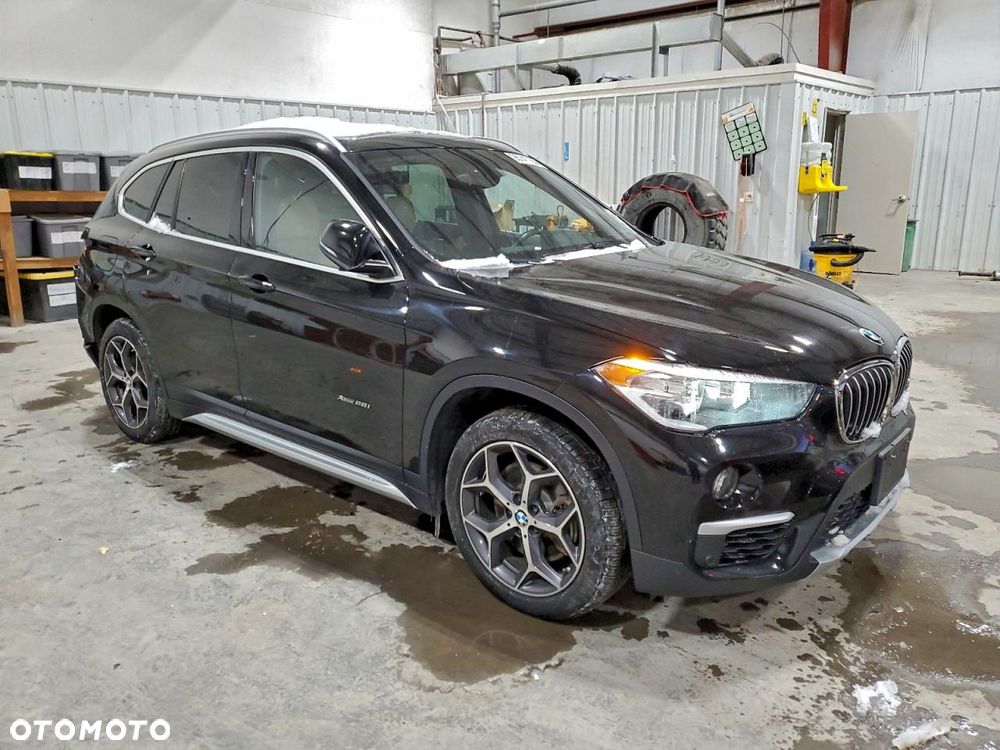 BMW X1 - 5