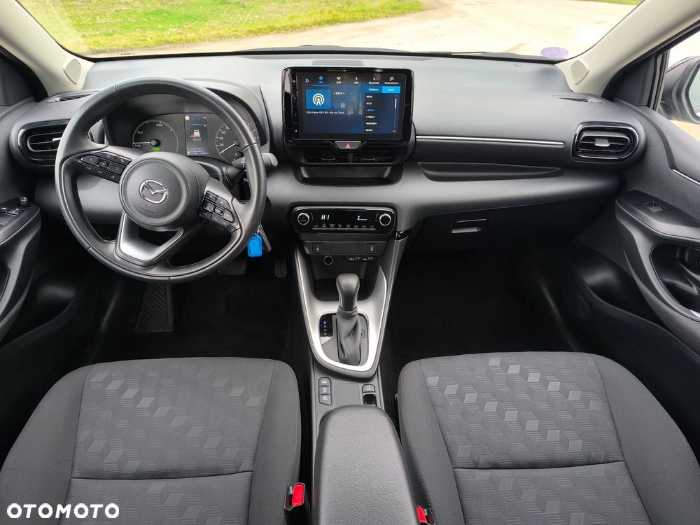 Mazda 2 Hybrid - 5