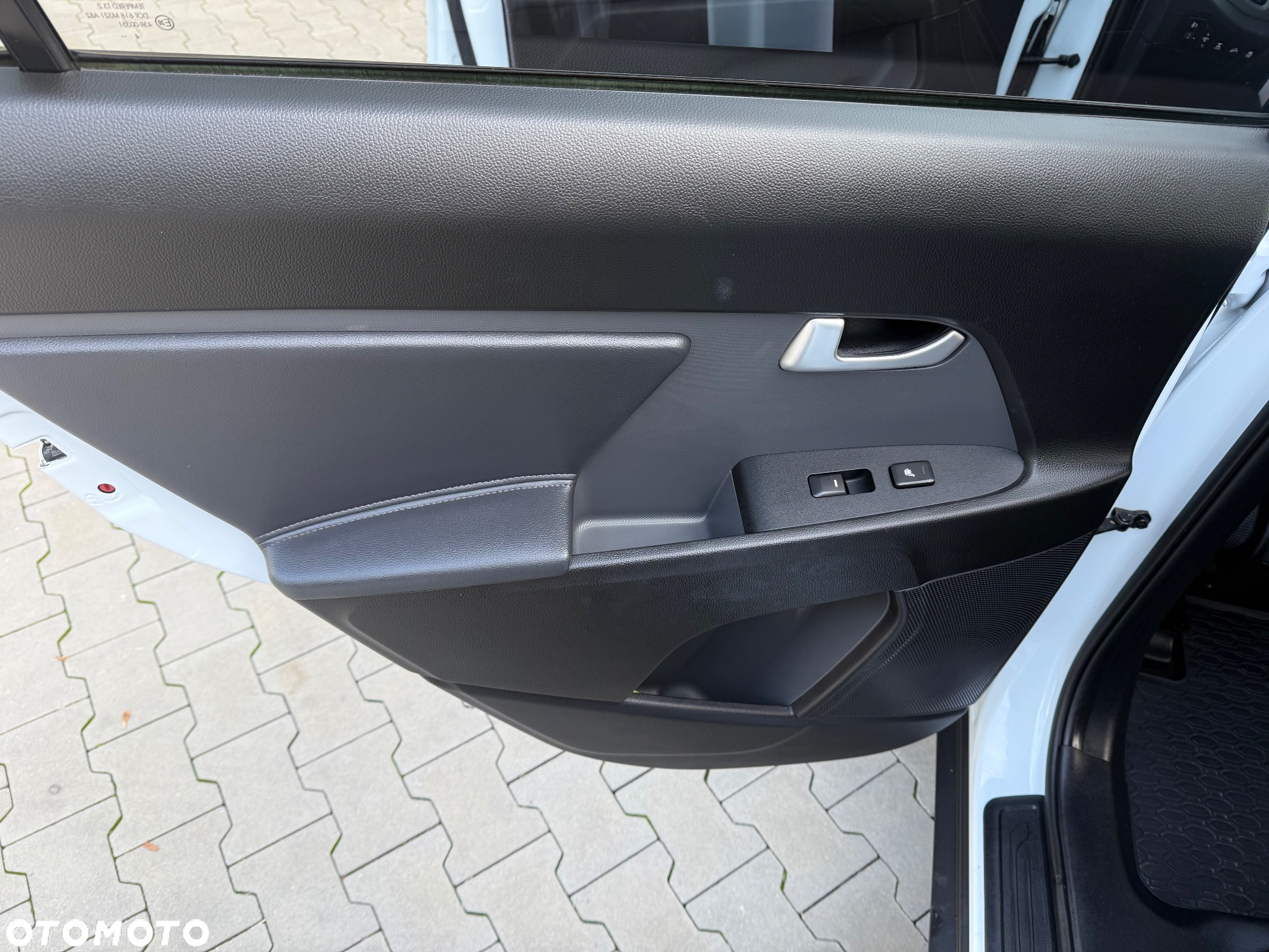 Kia Sportage 2.0 CRDI AWD Spirit - 21