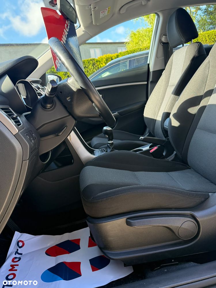 Hyundai i30 - 13