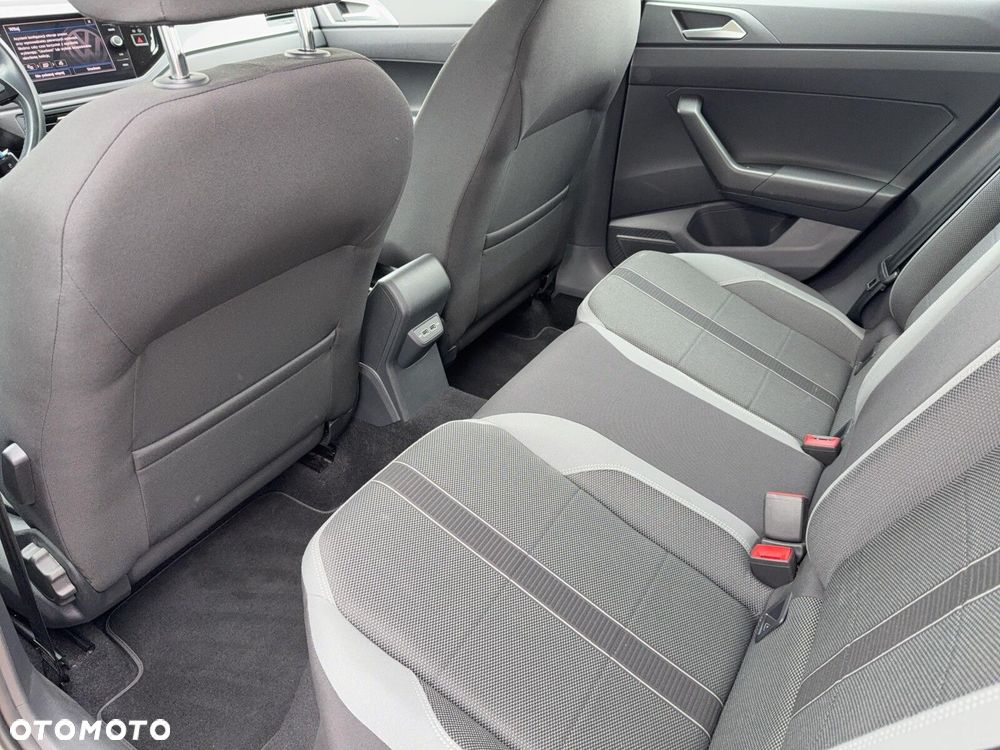 Volkswagen Polo - 13