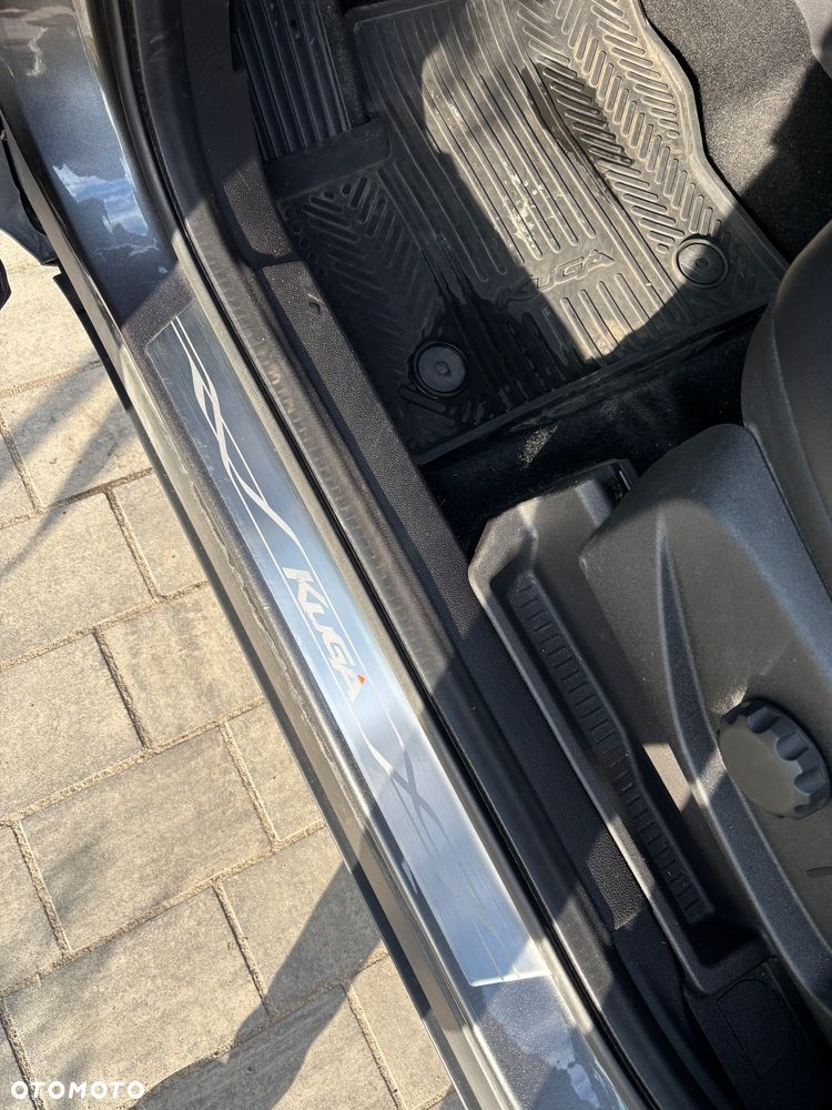 Ford Kuga 2.0 TDCi 4x4 SYNC - 10