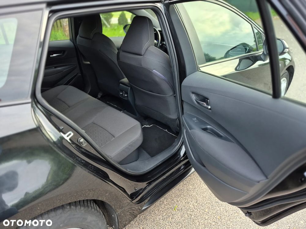 Toyota Corolla 2.0 Hybrid Comfort - 10