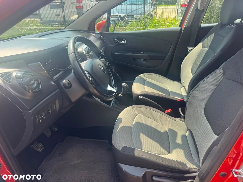 Renault Captur - 24