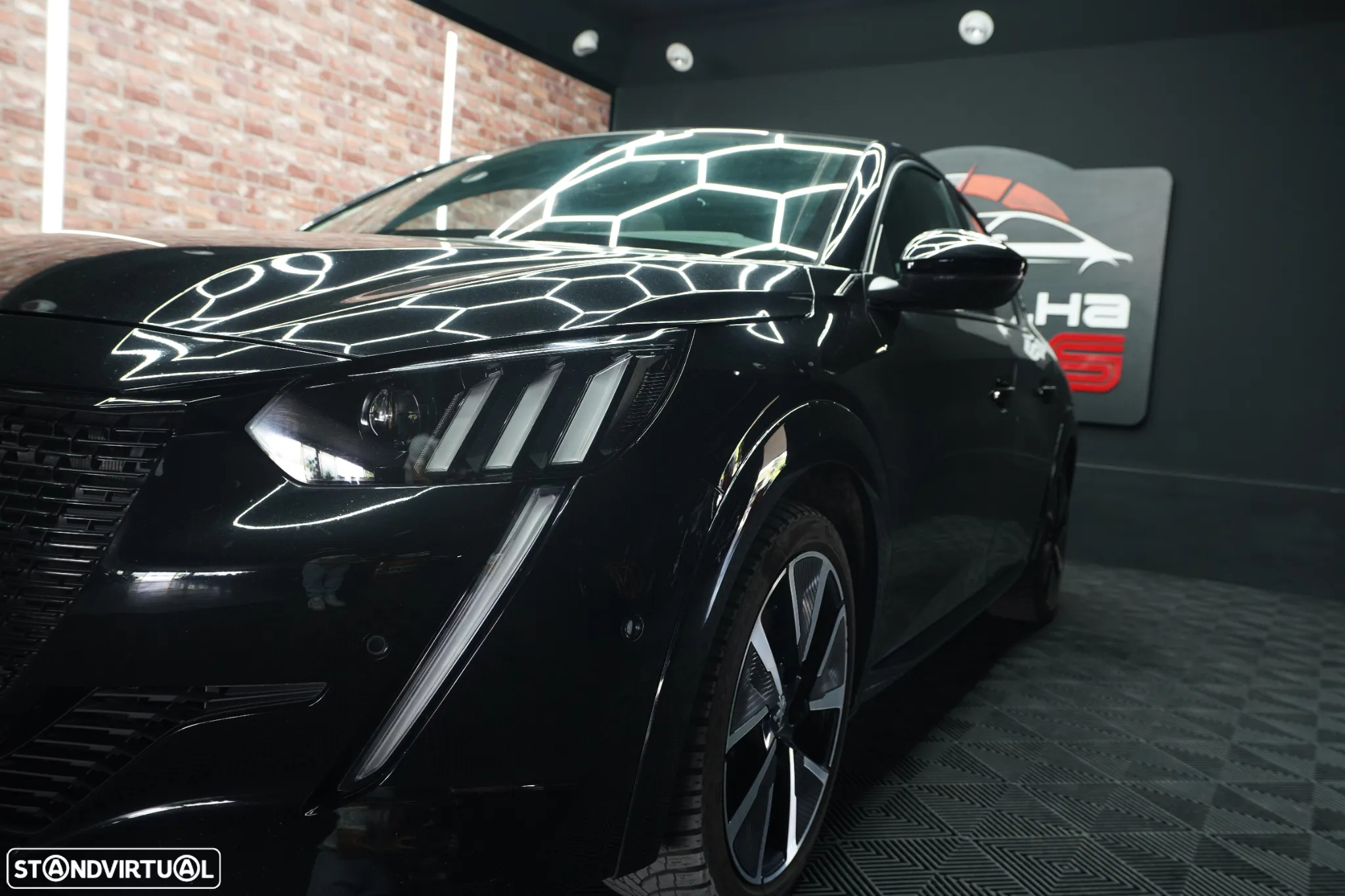 Peugeot e-208 GT Pack - 2