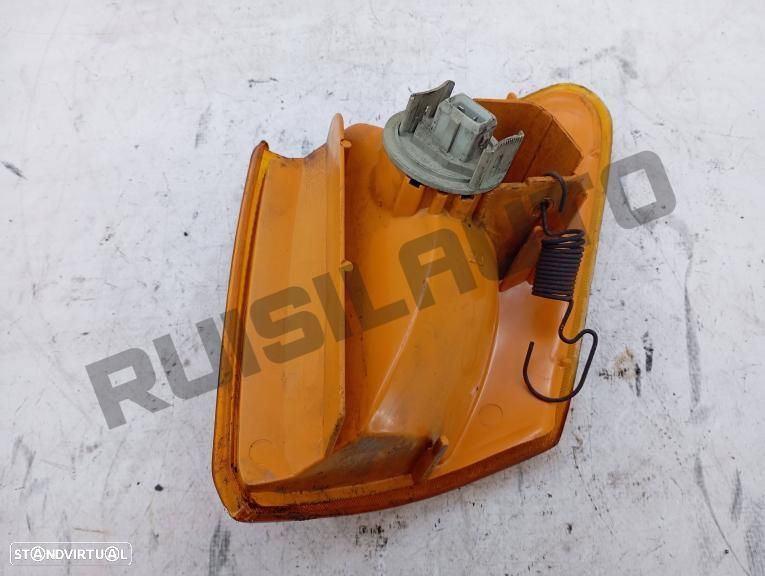 Farolim Pisca Frente Direito  Ford Fiesta Iii [1989_1996] 1.8 D - 2