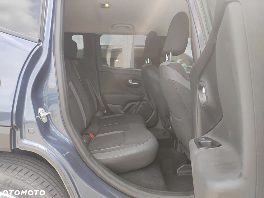 Jeep Renegade 1.5 T4 mHEV Limited FWD S&S DCT - 16