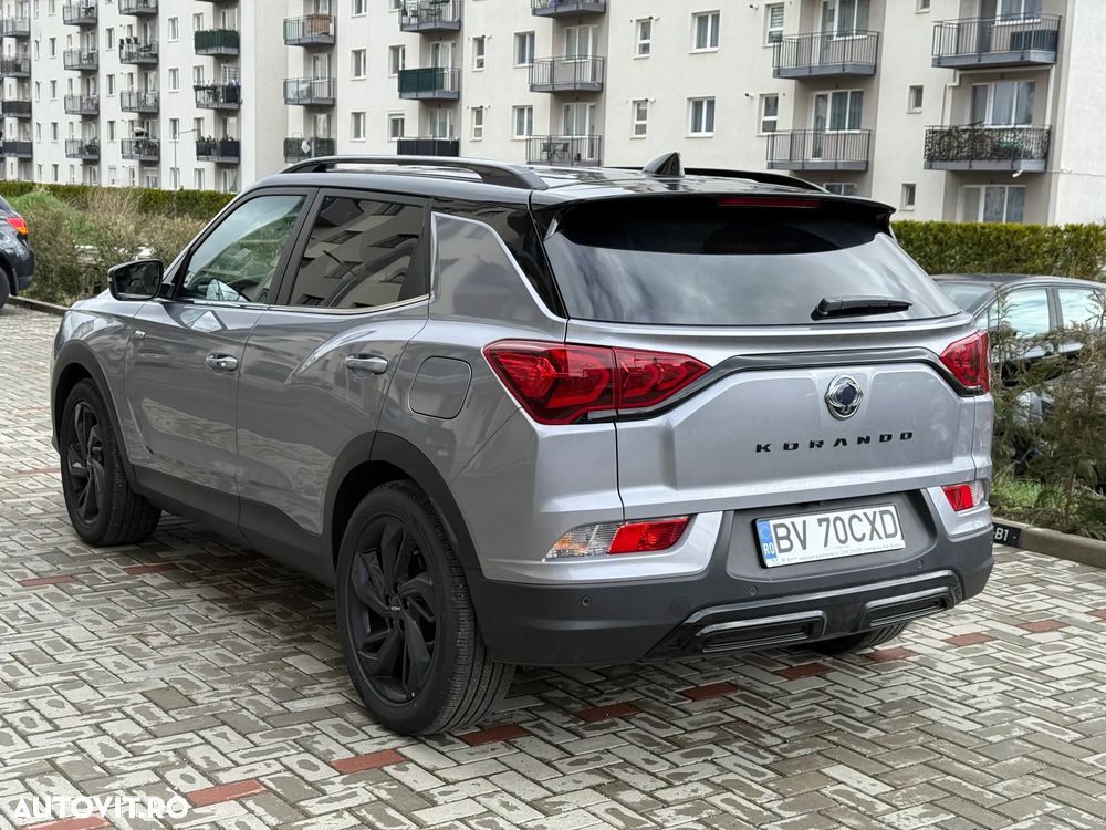 KGM Korrando 1.5 GDI Turbo AT Premium - 11