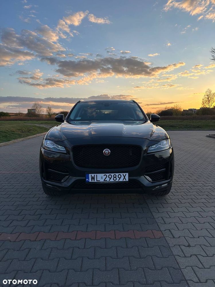 Jaguar F-Pace - 4