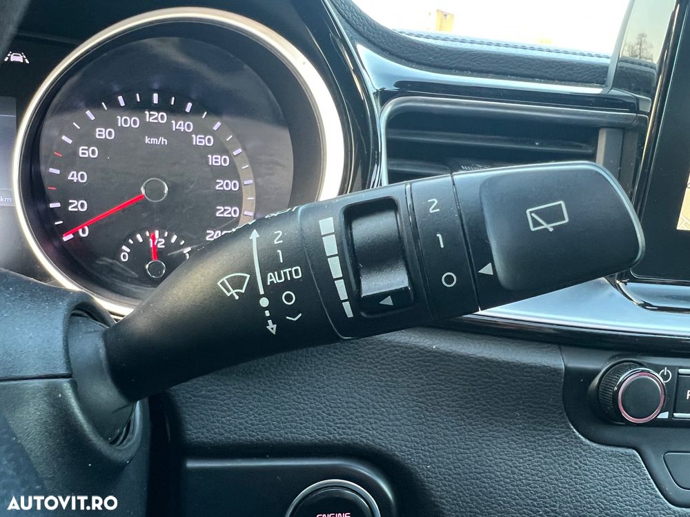 Kia Ceed 1.6 CRDi Eco-Dynamics+ (48V Mild-Hybrid) Edition 7 - 14