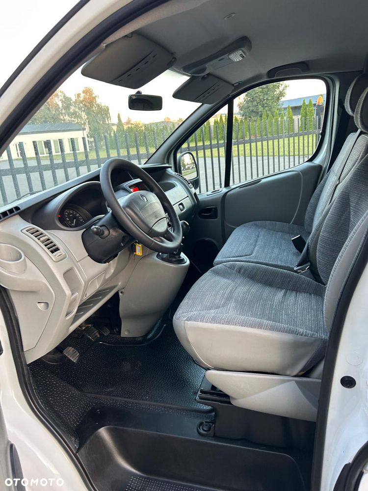 Renault Trafic - 21
