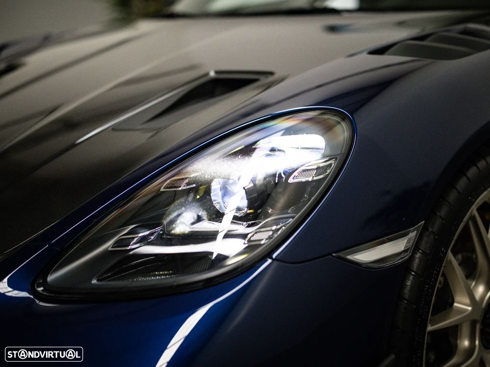 Porsche 718 Cayman GT4 RS - 31