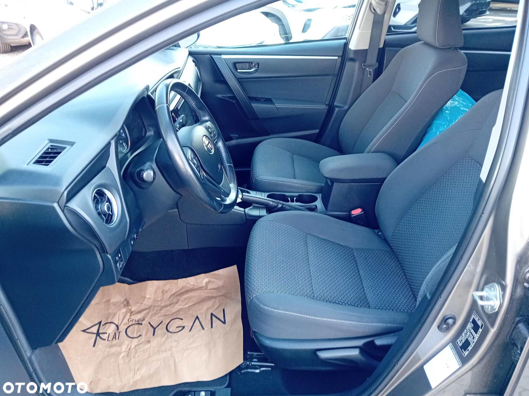 Toyota Corolla 1.6 Premium MS EU6 - 13