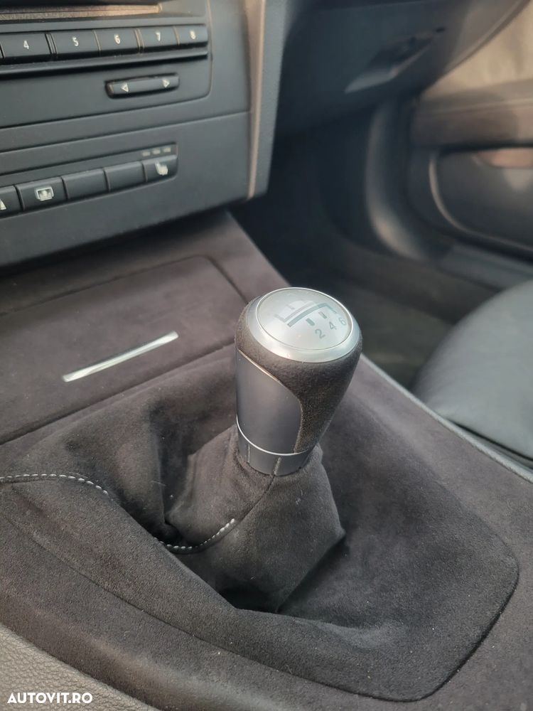 BMW Seria 3 325d - 22