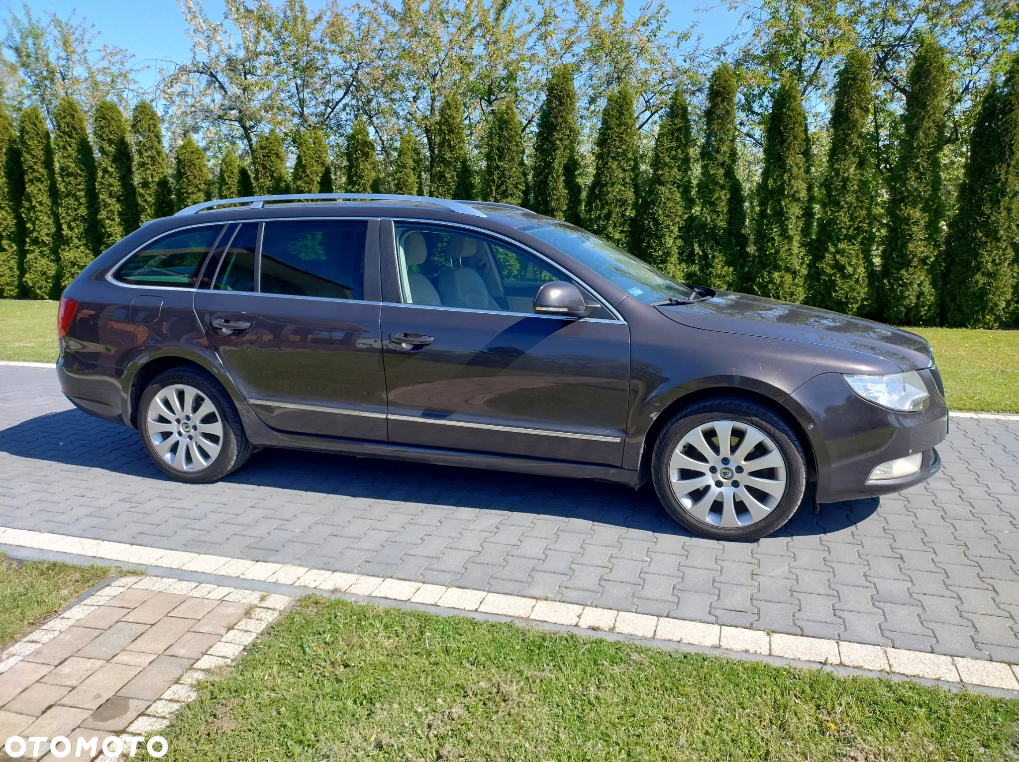 Skoda Superb Combi 2.0 TDI DSG Elegance - 6