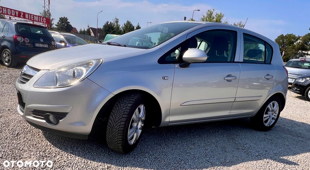 Opel Corsa 1.2 16V Edition - 3