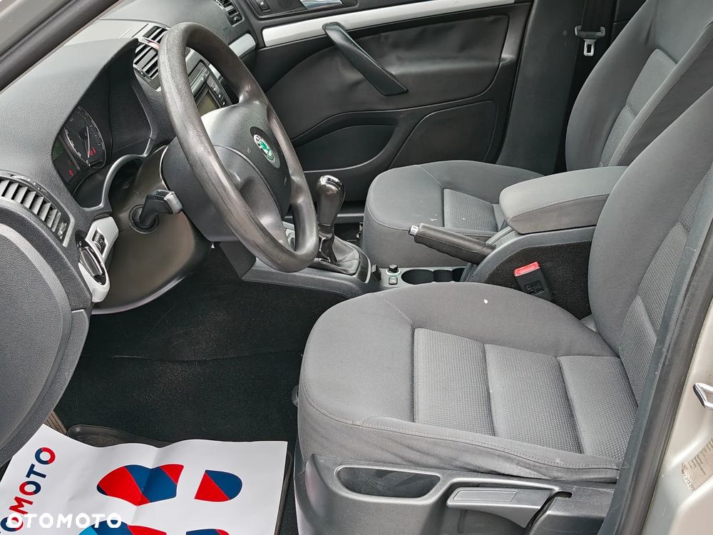 Skoda Octavia 1.6 Selection - 10